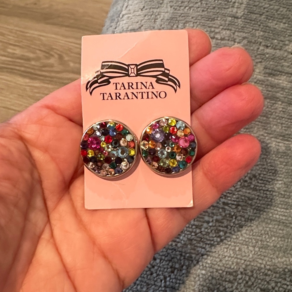 Tarina Tarantino Rare Jubilee Button Post Earrings - Picture 4 of 5